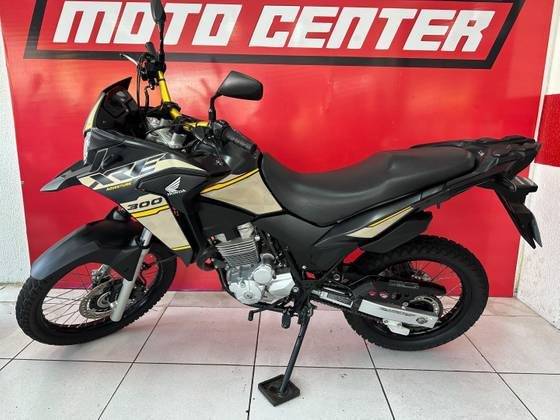 HONDA XRE 300 ADVENTURE HONDA XRE 300 ADVENTURE